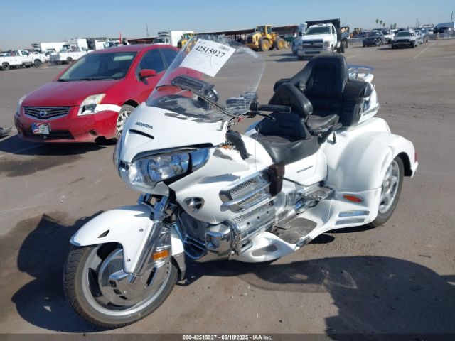 2006 HONDA GL1800 1HFSC47F26A506181 Photo 1