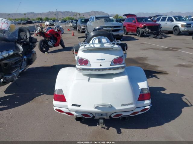 2006 HONDA GL1800 1HFSC47F26A506181 Photo 5