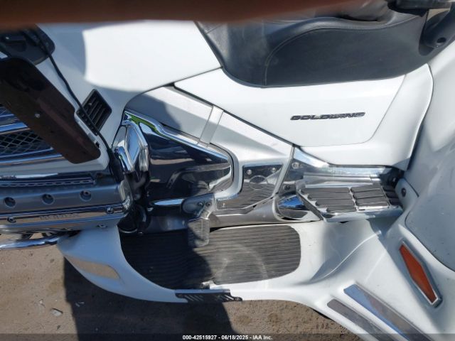 2006 HONDA GL1800 1HFSC47F26A506181 Photo 8