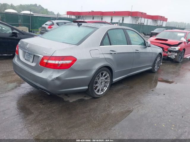 2011 MERCEDES-BENZ E 550 WDDHF9ABXBA316045 Photo 3