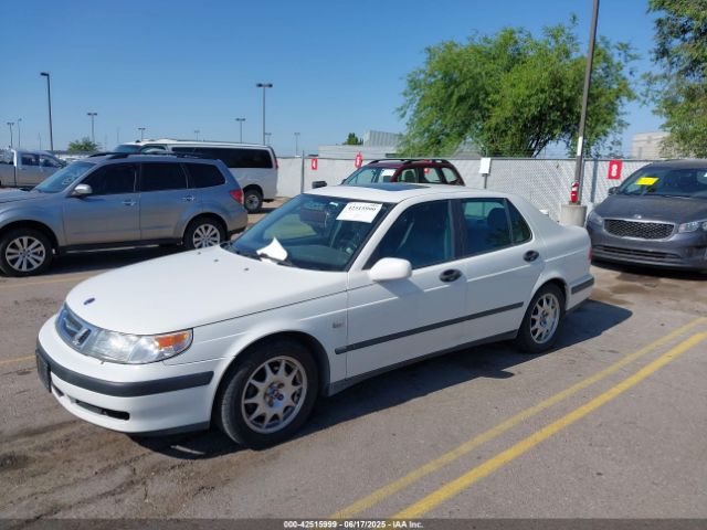 2001 SAAB 9-5 YS3ED48E813003139 Photo 1