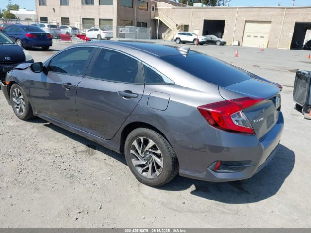 2018 HONDA CIVIC 2HGFC2F78JH540230 Photo 2