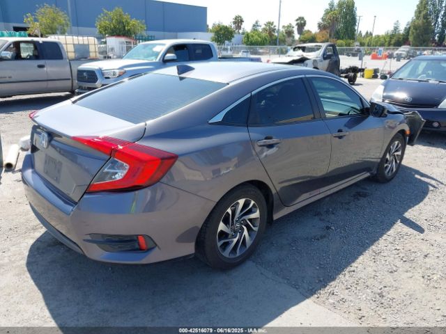2018 HONDA CIVIC 2HGFC2F78JH540230 Photo 3