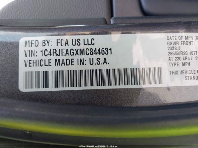2021 JEEP GRAND CHEROKEE 1C4RJEAGXMC844631 Photo 8