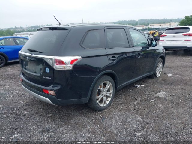 JA4AD3A36FZ002806 Mitsubishi Outlander Se
