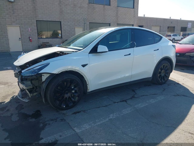 2022 TESLA MODEL Y 7SAYGDEE7NF555730 Photo 1