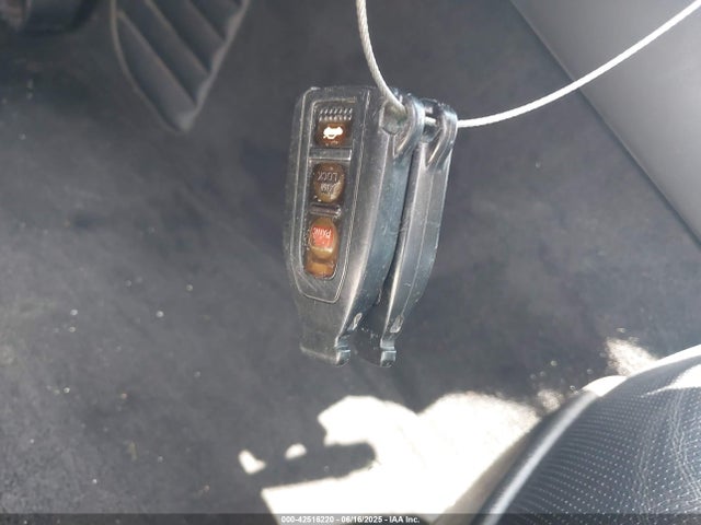 2005 LEXUS LS 430 JTHBN36F255013879 Photo 10