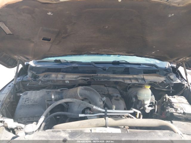 2016 RAM 1500 1C6RR6GT5GS277474 Photo 9