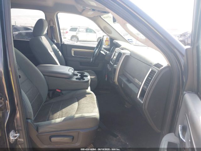 2016 RAM 1500 1C6RR6GT5GS277474 Photo 4