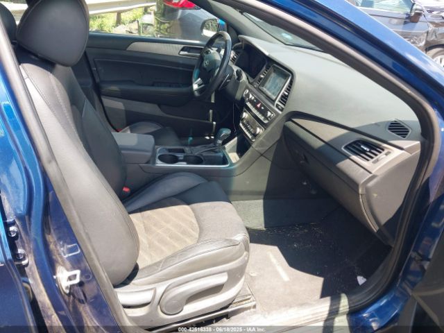 2018 HYUNDAI SONATA 5NPE34AF0JH709037 Photo 4