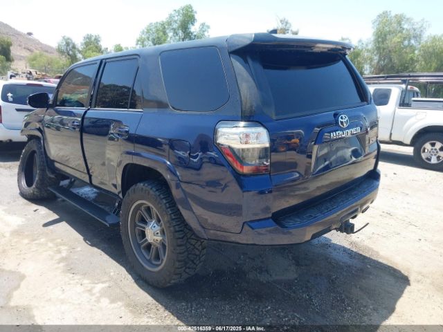 2018 TOYOTA 4RUNNER JTEZU5JR9J5172517 Photo 2