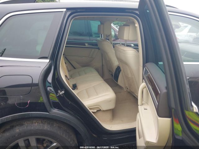 2016 VOLKSWAGEN TOUAREG WVGEF9BP1GD012109 Photo 7