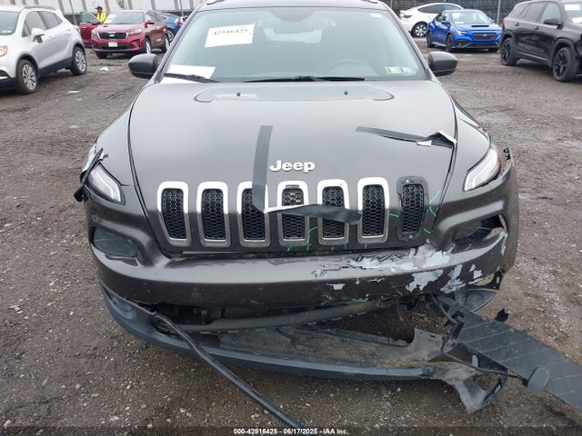 1C4PJLLB4JD504426 Jeep 2018