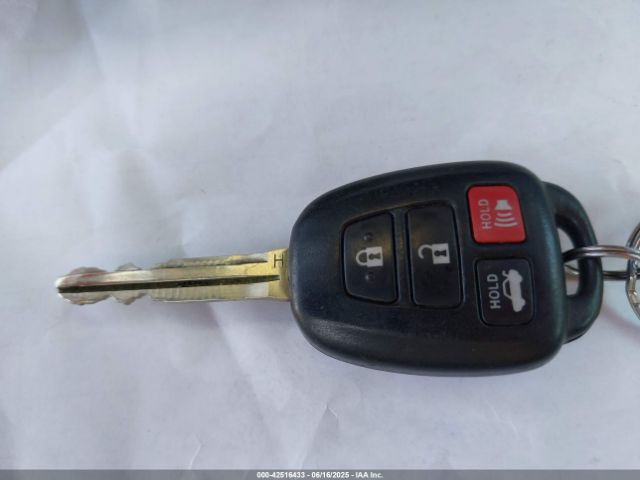5YFBURHE7HP710208 Toyota 2zr-fe