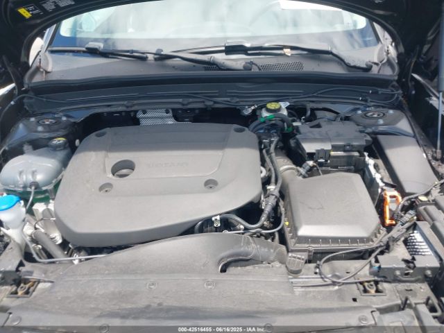 2024 VOLVO XC40 YV4L12UL5R2308371 Photo 9