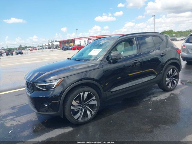 2024 VOLVO XC40 YV4L12UL5R2308371 Photo 1