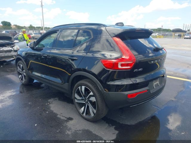 2024 VOLVO XC40 YV4L12UL5R2308371 Photo 2