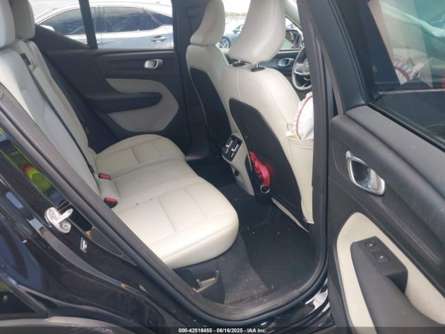 2024 VOLVO XC40 YV4L12UL5R2308371 Photo 7