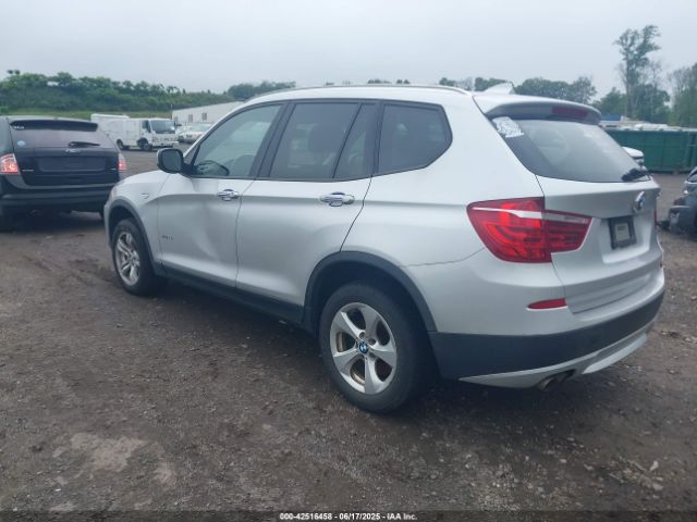2011 BMW X3 5UXWX5C56BL706402 Photo 2