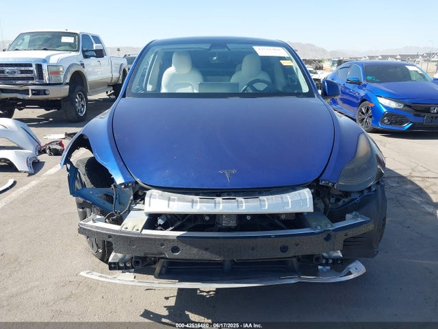 5YJYGDEF4LF034418 Tesla 2020