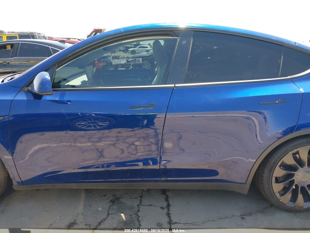 5YJYGDEF4LF034418 Tesla 2020