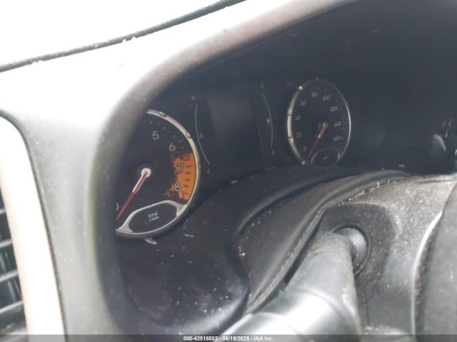 2017 JEEP RENEGADE ZACCJABB9HPE61573 Photo 6