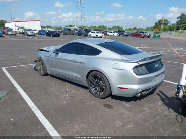 2019 FORD MUSTANG 1FA6P8CFXK5151458 Photo 2