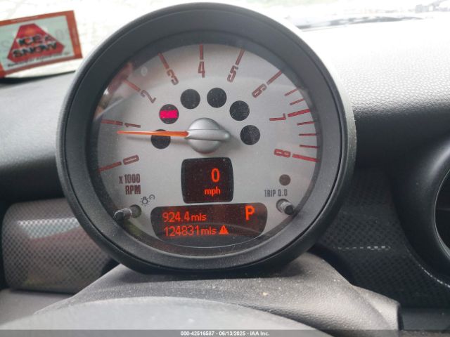 2011 MINI COOPER S WMWSV3C58BTY13412 Photo 6