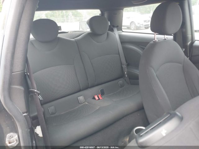 2011 MINI COOPER S WMWSV3C58BTY13412 Photo 7