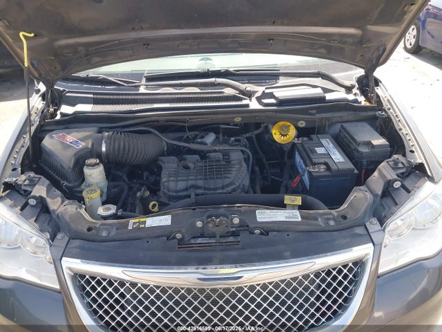 2C4RC1BG6GR269683 Chrysler Town and Country