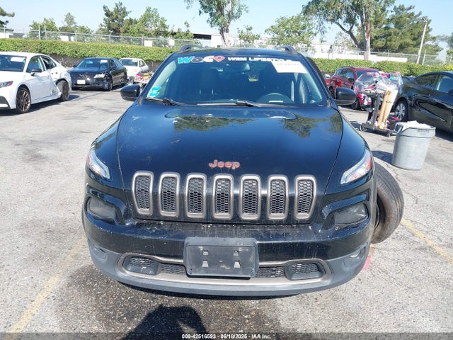 1C4PJLCB7HW578728 Jeep Cherokee