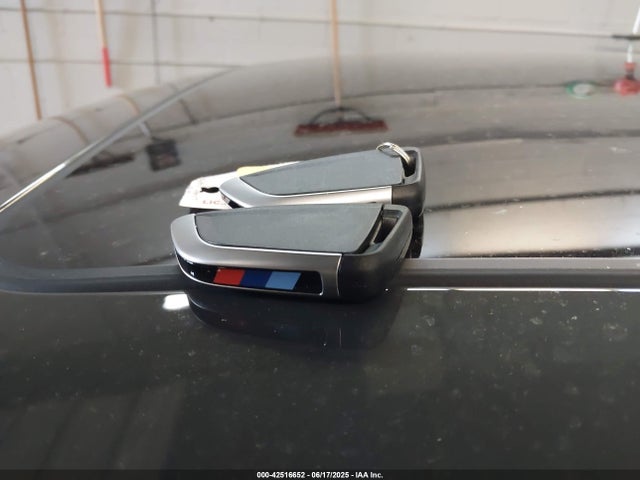 BMW 330I 2025 3MW89CW08S8F31843 Image 11