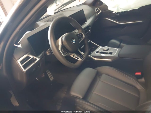 BMW 330I 2025 3MW89CW08S8F31843 Image 5