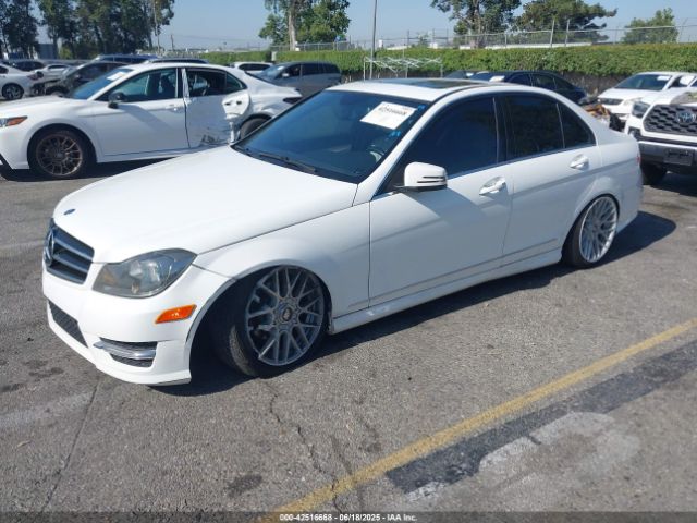 WDDGF4HB1EG235876 Mercedes-Benz 2014