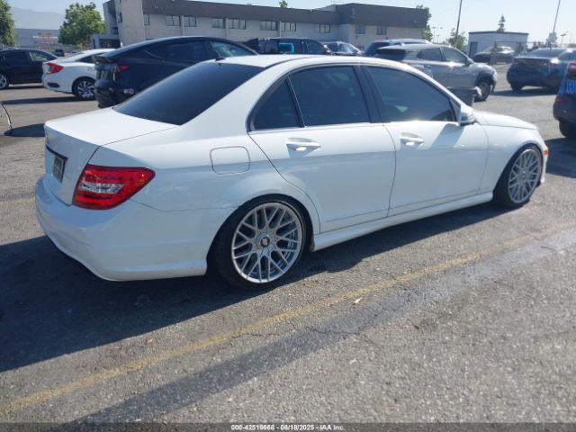 WDDGF4HB1EG235876 Mercedes-Benz 2014