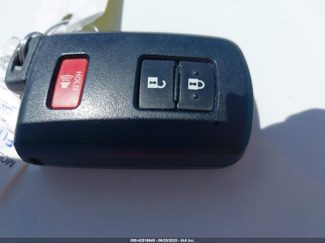JTDKDTB34F1100658 Toyota 1nz-fxe+1lm