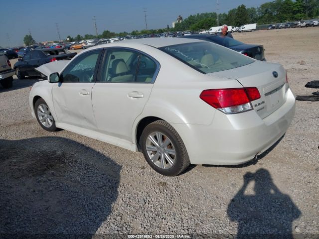 2010 SUBARU LEGACY 4S3BMCG64A3238569 Photo 2