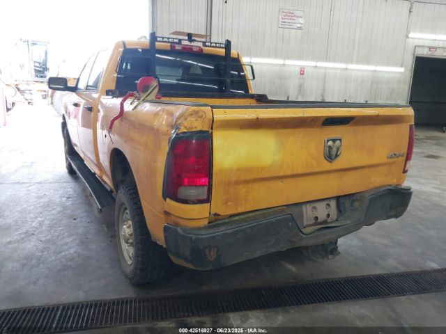 2017 RAM 2500 3C6TR5CT0HG711590 Photo 2