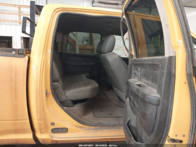 2017 RAM 2500 3C6TR5CT0HG711590 Photo 7