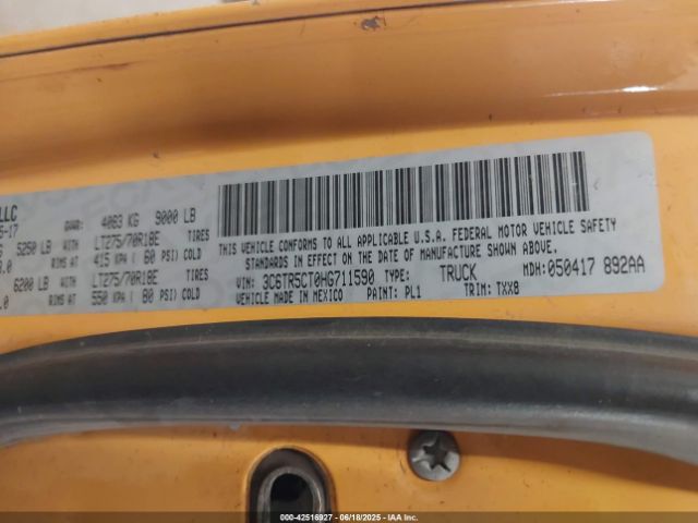 2017 RAM 2500 3C6TR5CT0HG711590 Photo 8