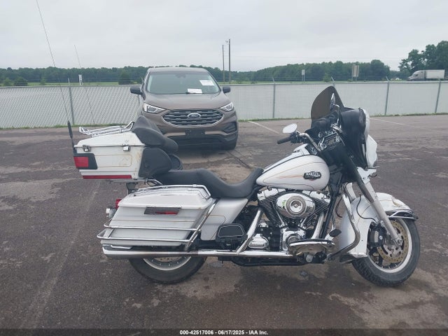 Продаж на аукціоні авто 2008 Harley-davidson Flhtcui, vin: 1HD1FC4128Y652282, номер лоту: 42517006