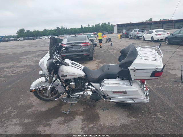 Продаж на аукціоні авто 2008 Harley-davidson Flhtcui, vin: 1HD1FC4128Y652282, номер лоту: 42517006