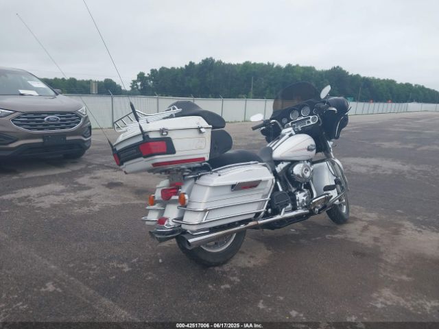 2008 HARLEY-DAVIDSON FLHTCUI 1HD1FC4128Y652282 Photo 3