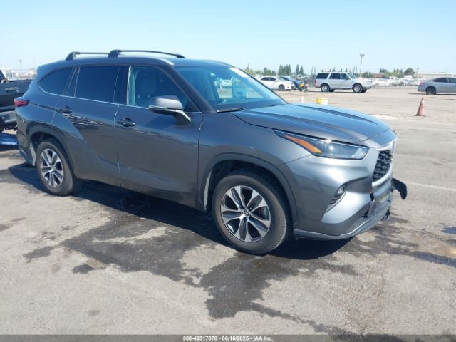 2022 TOYOTA HIGHLANDER 5TDGARAH1NS516618