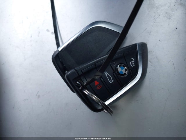 BMW 2021 2021 3MW5R1J01M8C03570 Image 11
