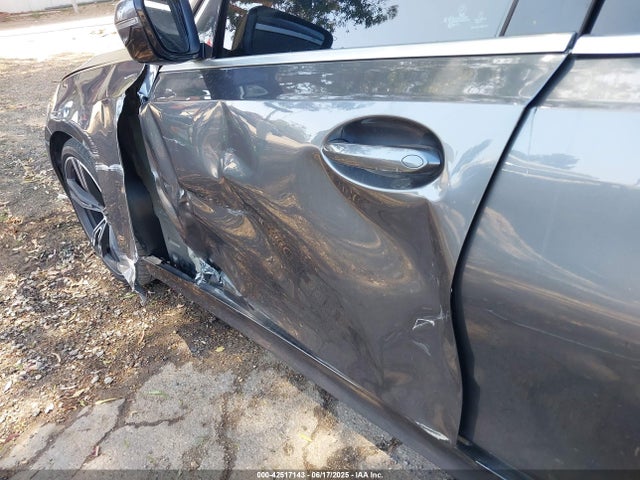 BMW 2021 2021 3MW5R1J01M8C03570 Image 17