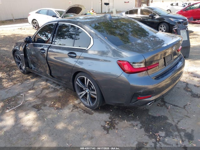 BMW 2021 2021 3MW5R1J01M8C03570 Image 3