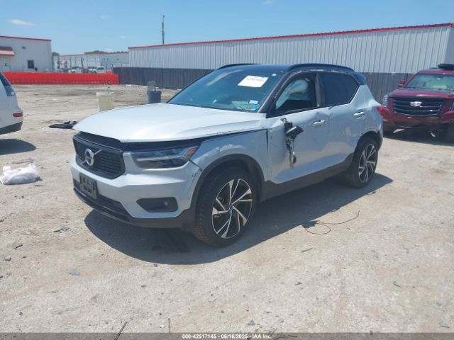 2022 VOLVO XC40 YV4AC2HM8N2741858 Photo 1