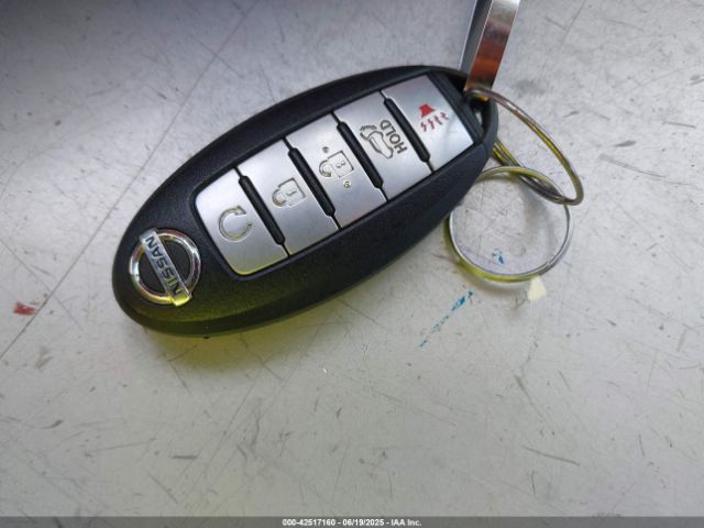 KNMAT2MT8JP548915 Nissan Rogue