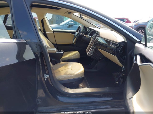 2013 TESLA MODEL S 5YJSA1AG6DFP05030 Photo 4